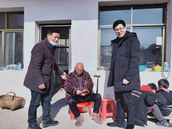 红光.jpg