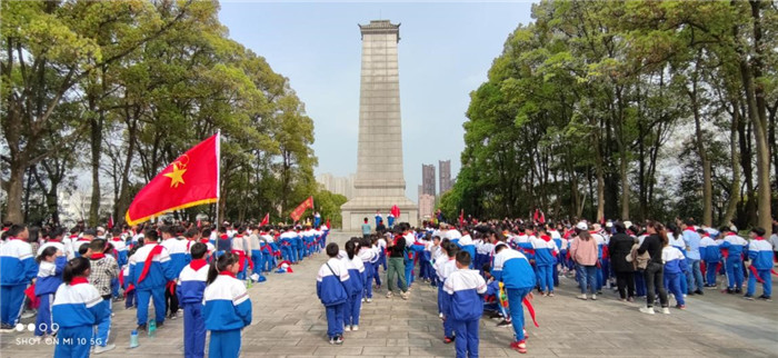 扫墓.jpg
